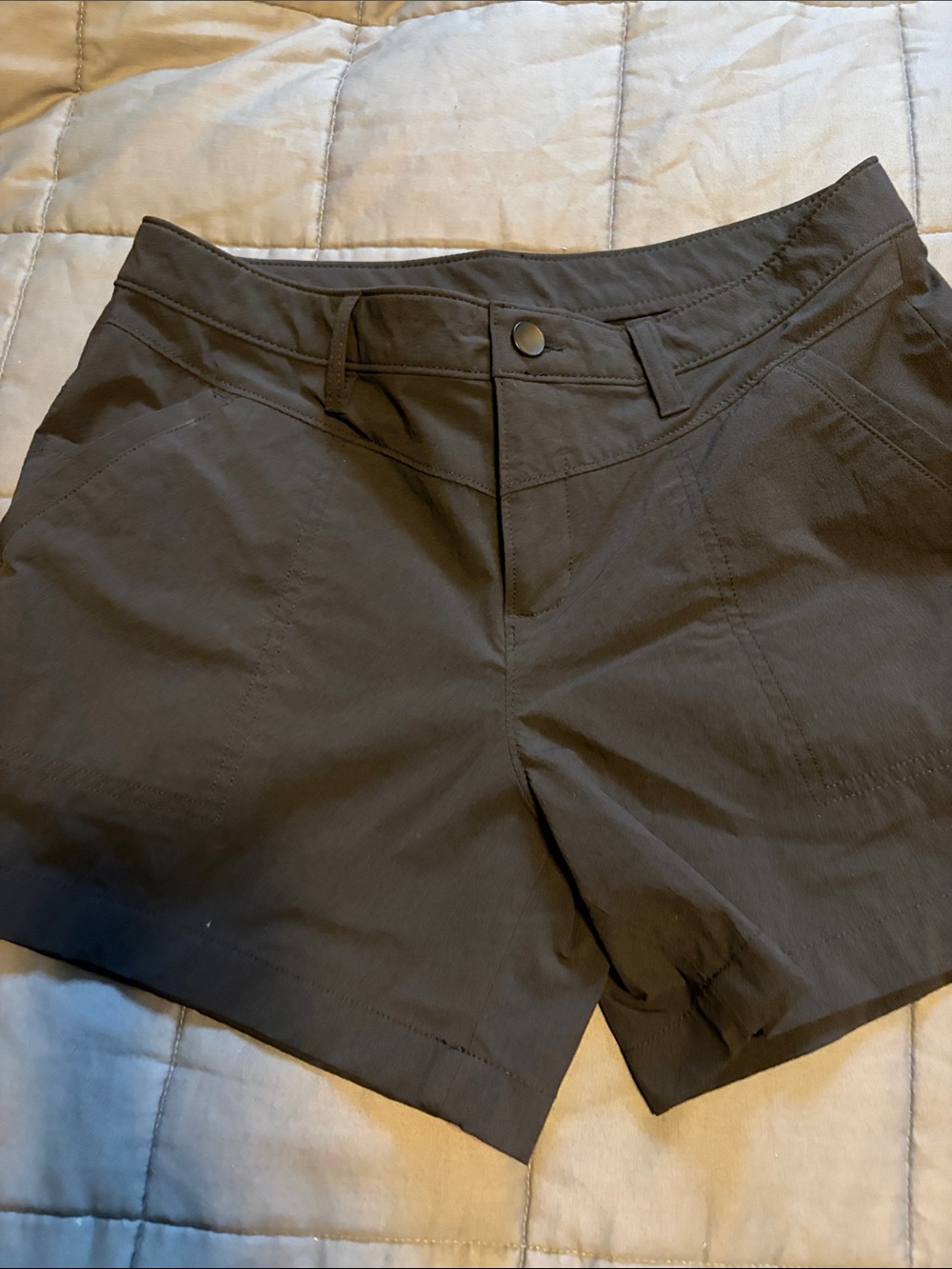 Alpine Design Black High-Waist Women’s Shorts